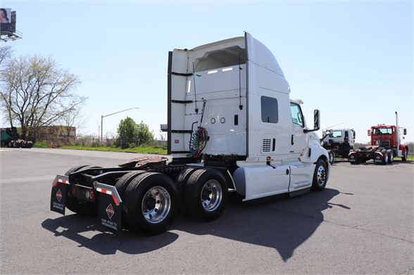 2020 INTERNATIONAL LT - Five Star Isuzu