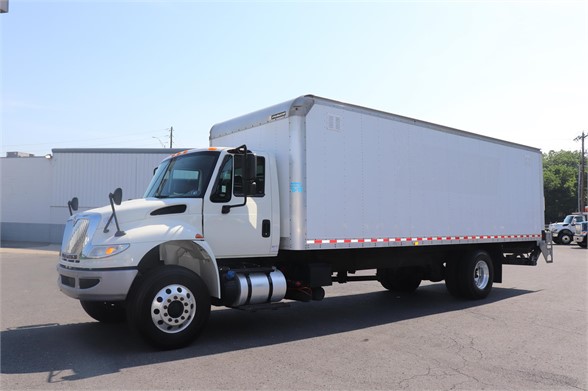 2017 INTERNATIONAL DURASTAR 4300 - Five Star Isuzu